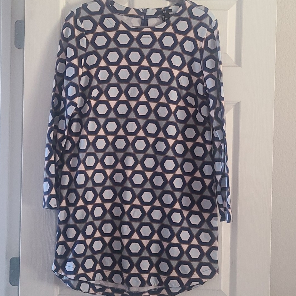 H&M Graphic Print Dress